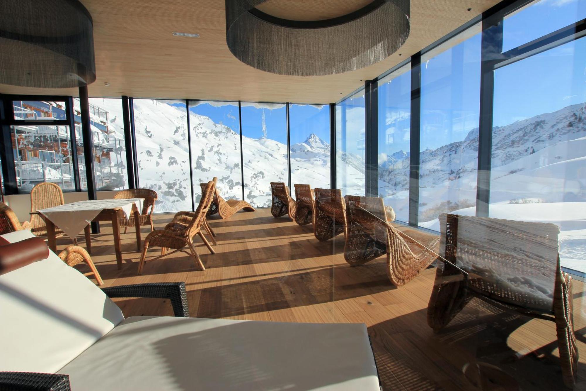Hotel Adler Warth  Экстерьер фото