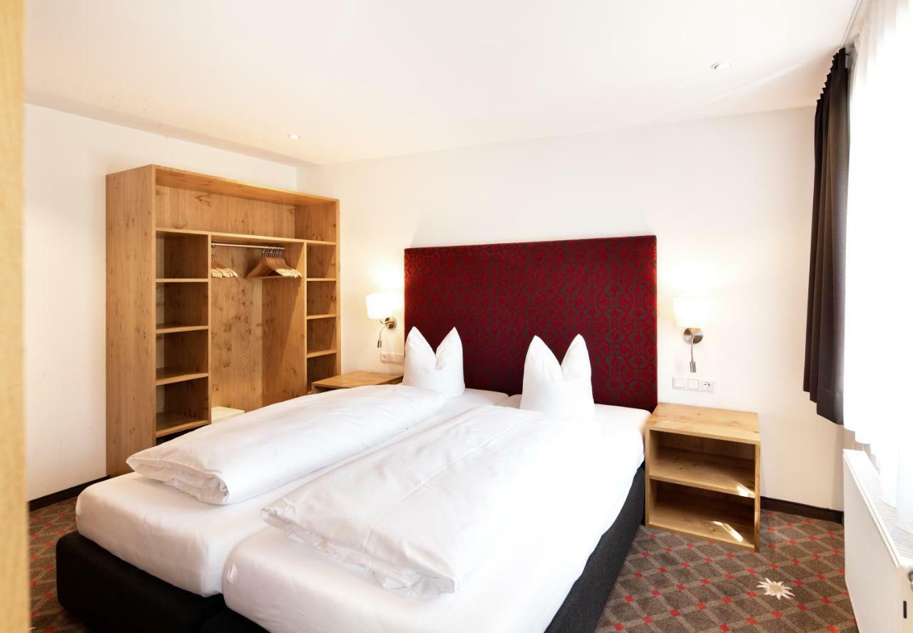 Hotel Adler Warth  Экстерьер фото